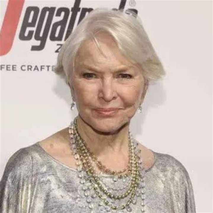 Shelly Lietz Height, Weight, Net Worth, Age, Birthday, Wikipedia, Who, Nationality, Biography