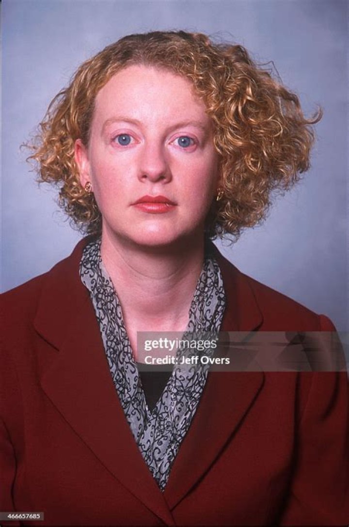 
Shona Robison Height, Weight, Net Worth, Age, Birthday, Wikipedia, Who, Nationality, Biography 