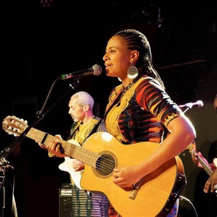 Sona Jobarteh Height, Weight, Net Worth, Age, Birthday, Wikipedia, Who, Instagram, Biography