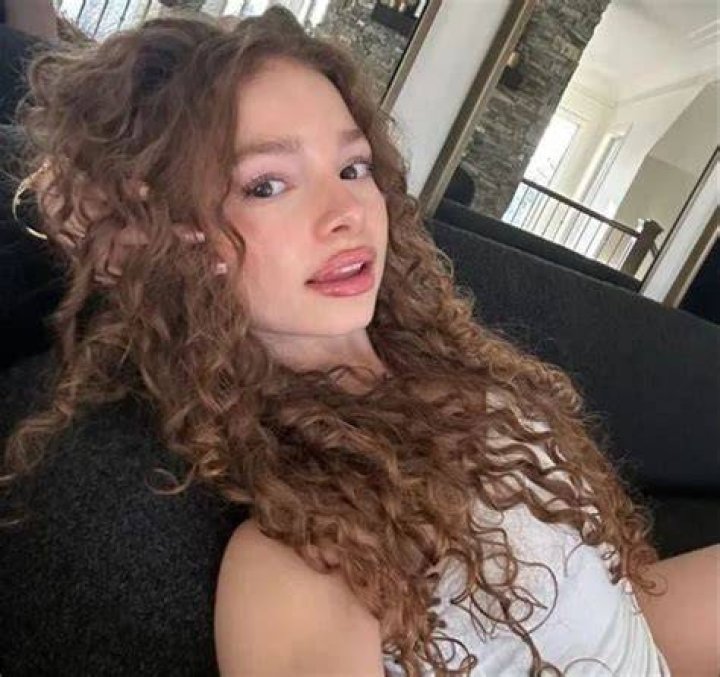 Steph Aiello (TikTok Star) Biography, Age, Boyfriend, Height, Net Worth