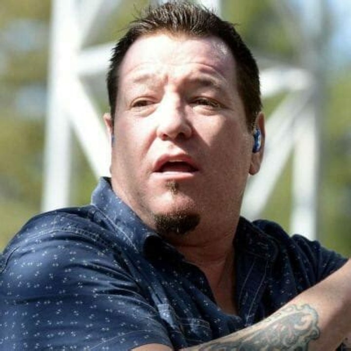 
Steve Harwell Wiki And Legacy: Is He Still Alive? Smash Mouth Lead Vocalist 