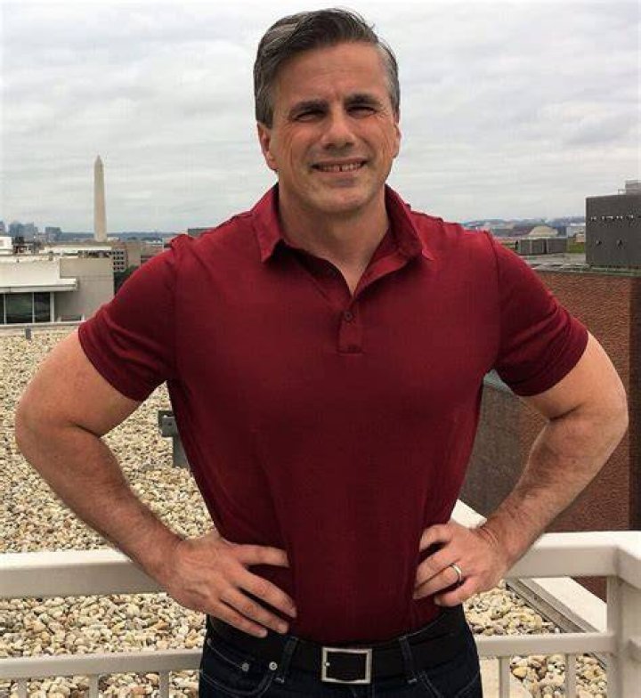 Tom Fitton Height, Weight, Net Worth, Age, Birthday, Wikipedia, Who, Nationality, Biography