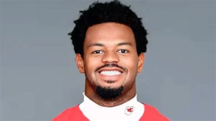 
Tyquan Thornton Height, Weight, Net Worth, Age, Birthday, Wikipedia, Who, Nationality, Biography 