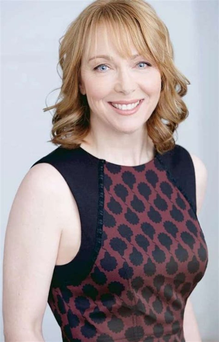 Vickie Papavs Height, Weight, Net Worth, Age, Birthday, Wikipedia, Who, Instagram, Biography