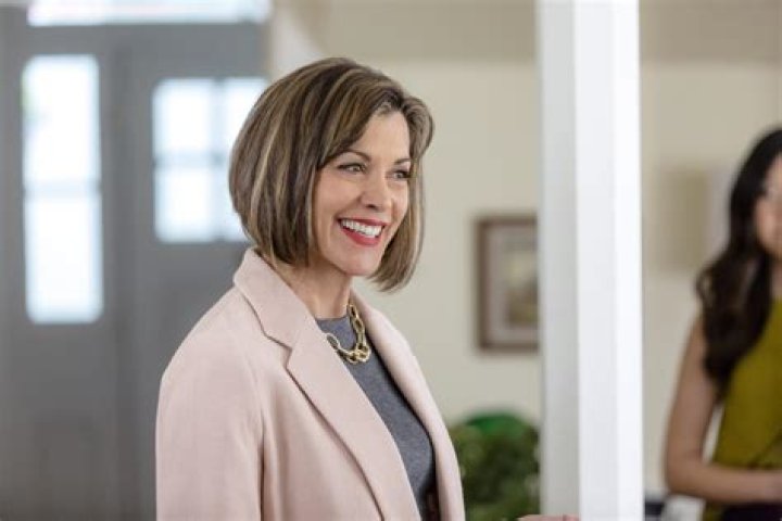 Wendie Malick Wiki Bio, husband Richard Erickson, net worth, height, age