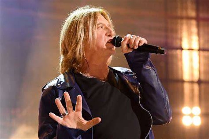 What Happened To Singer Joe Walsh Speech? Fans Notice Some Slurred Voice