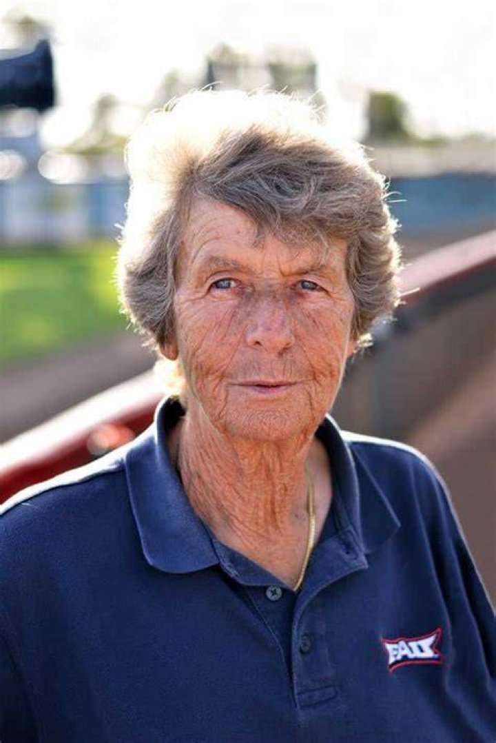 What Was Joan Joyce Death Cause? FAU Softball Coach Died Age 81