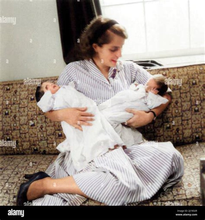 
Who Are Alice Patterson Albright and Katherine Medill Albright? Madeleine Albright Daughters Today As The First Female Secretary of State Passed Away 