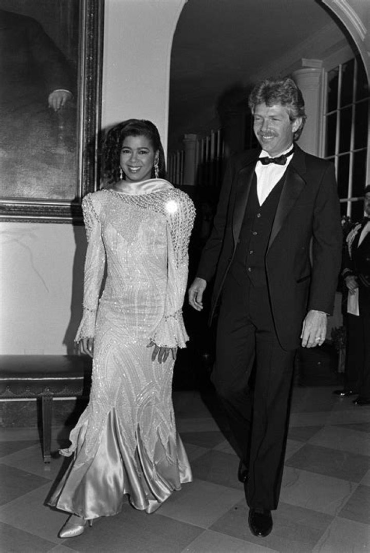
Who are Irene Caras Parents? Irene Cara Biography, Parents Name, Nationality and More 