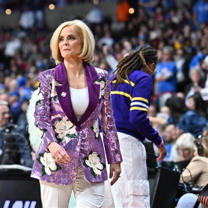 Who Are Kim Mulkey Parents? Details To Know About The Family Of The LSU Women’s Basketball Head Coach