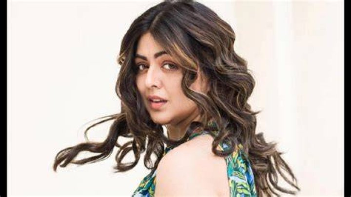 
Who are Shafaq Naazs Parents? Shafaq Naaz Biography, Parents Name, Nationality and More 