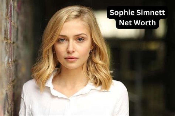 
Who is 23yo Sophie Simnett? Boyfriend, Family, Net Worth 