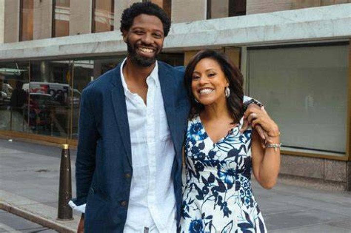 
Who Is Caroline Jones’ Husband? All We Know About Her Secretive Love Life 