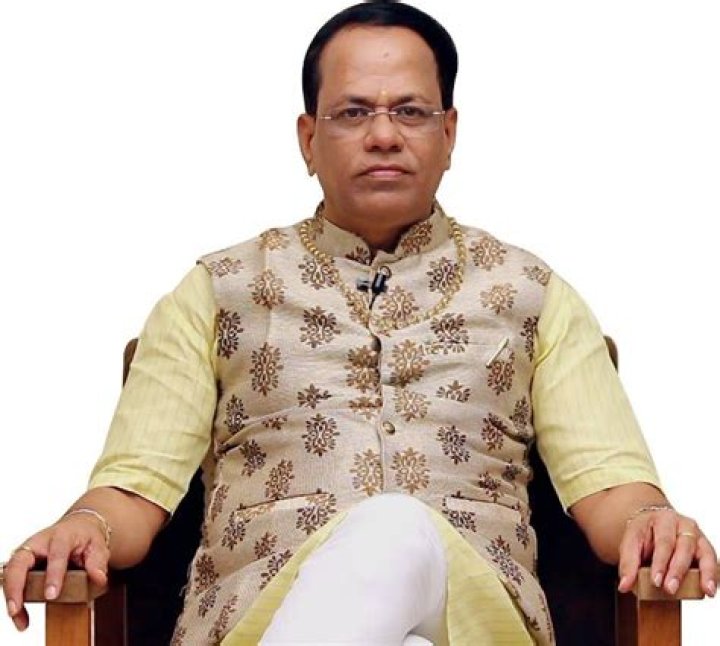 
Who Is Chandrashekhar Guruji Wife And Family Photos? “ManavGuru” Stabbed To Death 