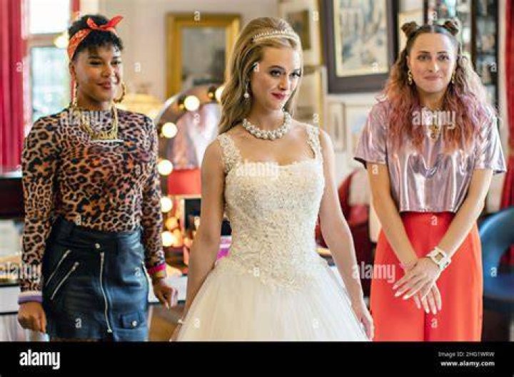 
Who Is Grace Bentley Tsibuah? Everything On The Royal Treatment Cast 