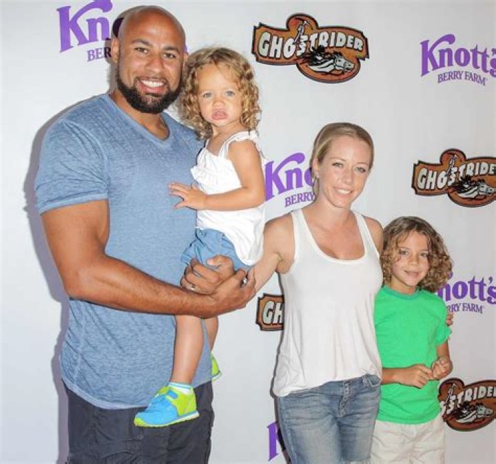 Who is Hank Baskett? Hank Baskett Bio, Age, Height, Career, Net Worth, Affair, Trivia, Life, Facts, Wife, Divorce, Religion, Ethnicity, Wiki