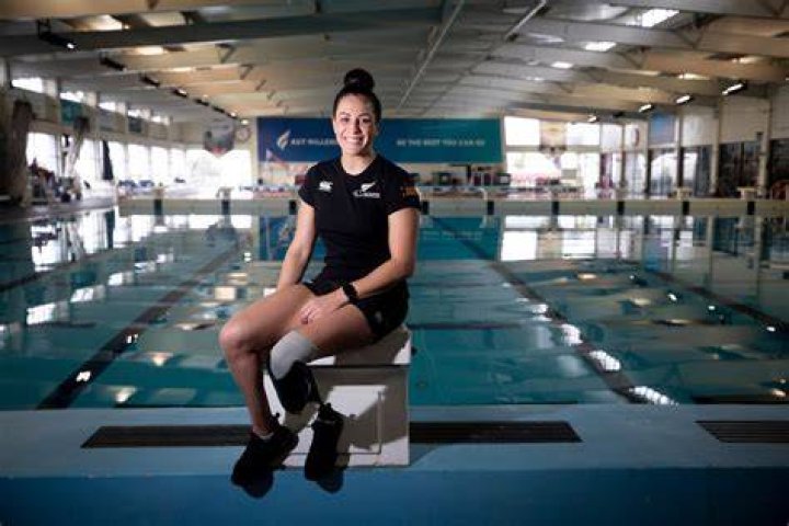
Who Is NZ Swimmer Sophie Pascoe Partner Rob Samson? Athlete Accident And Health In Commonwealth Games 