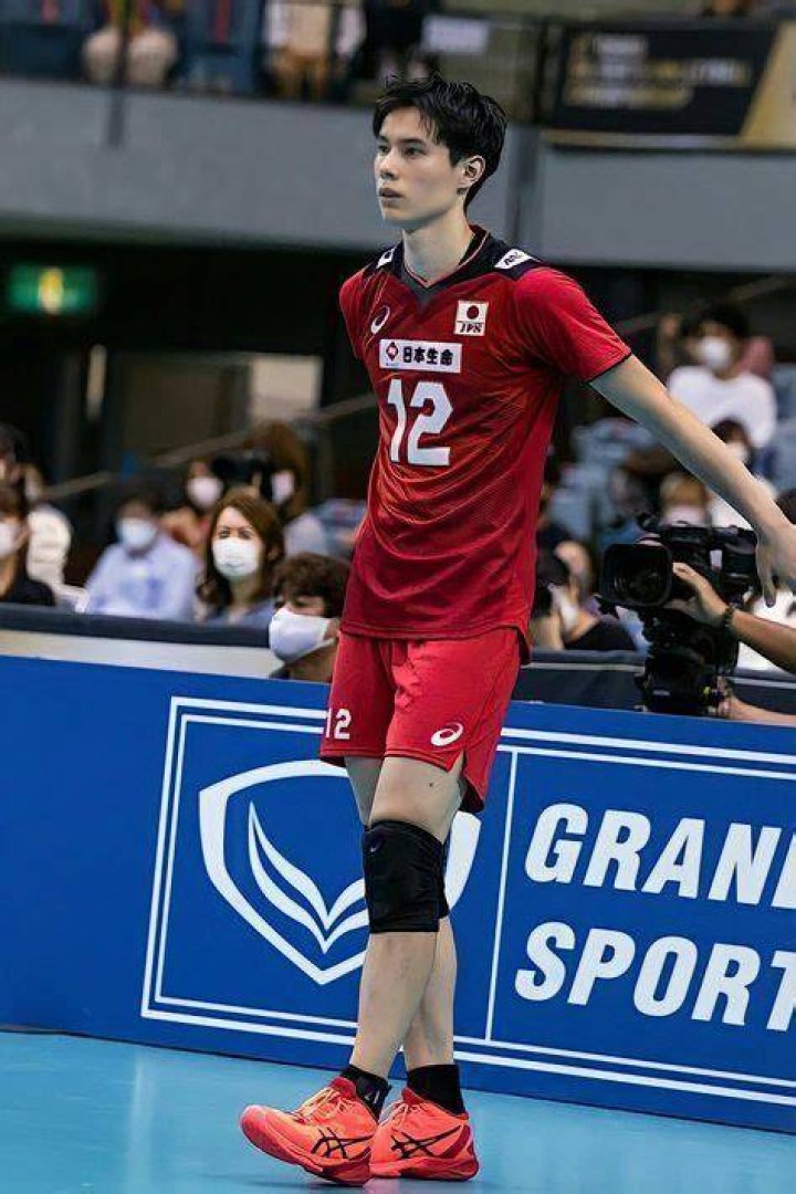 Who Is Ran Takahashi Dating? Volleyball Player Body Measurements