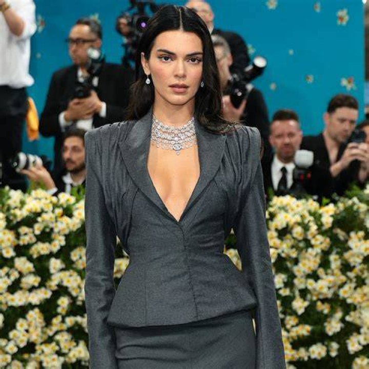 
Who is Sasha Palma, model sues Kylie Jenner’s company? 
