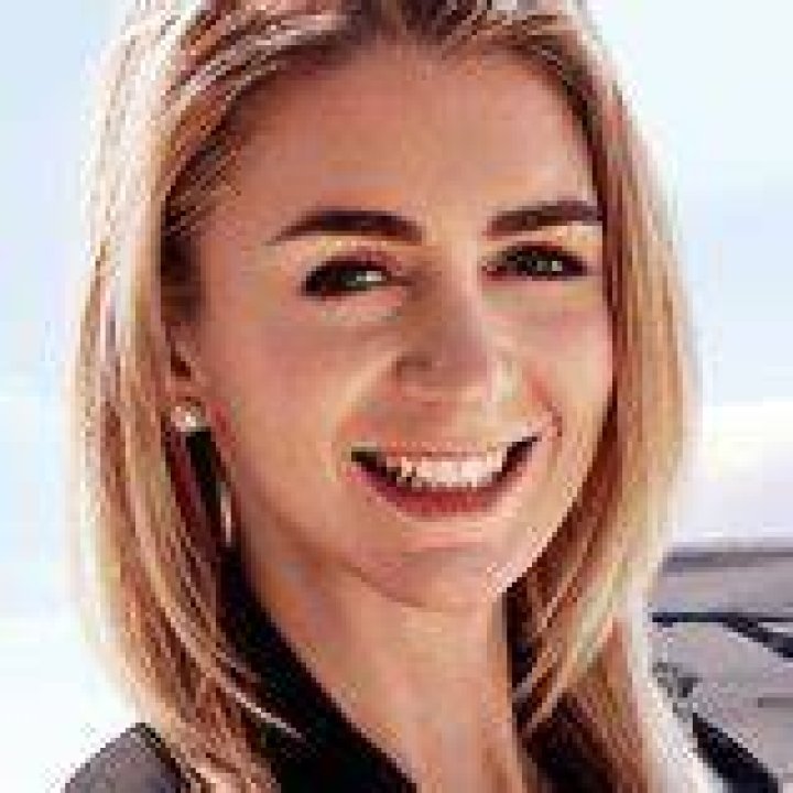 Who is Stewardess Lara Flumiani From Below Deck Mediterranean Season 5?