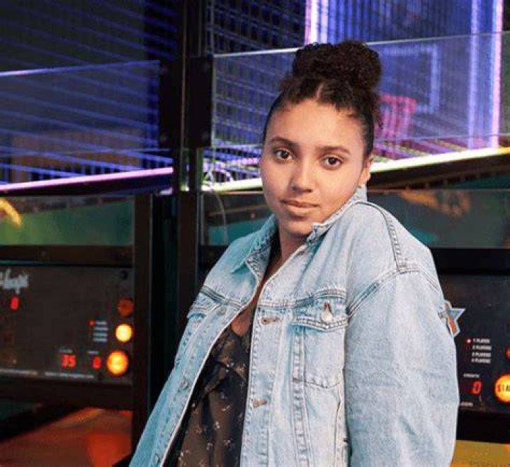 Zaza Height, Weight, Net Worth, Age, Birthday, Wikipedia, Who, Instagram, Biography